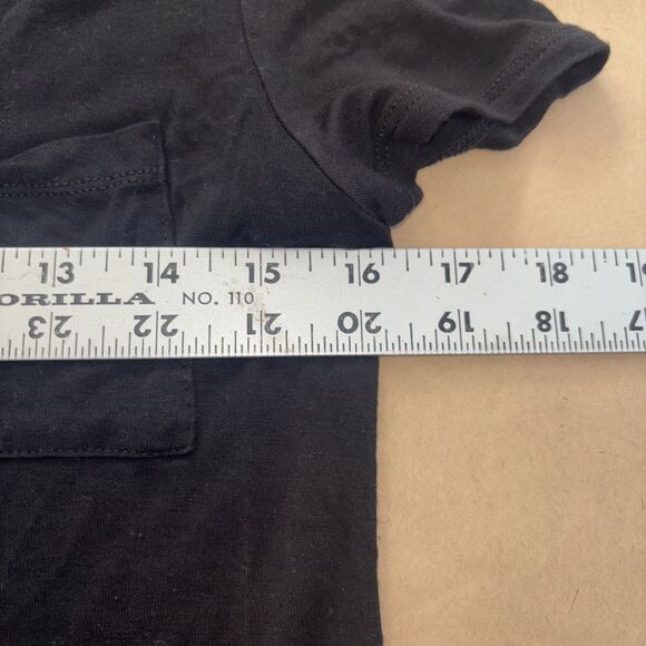 Women’s Black Tee Shirt Size Medium With White Trim - Picture 5 of 7